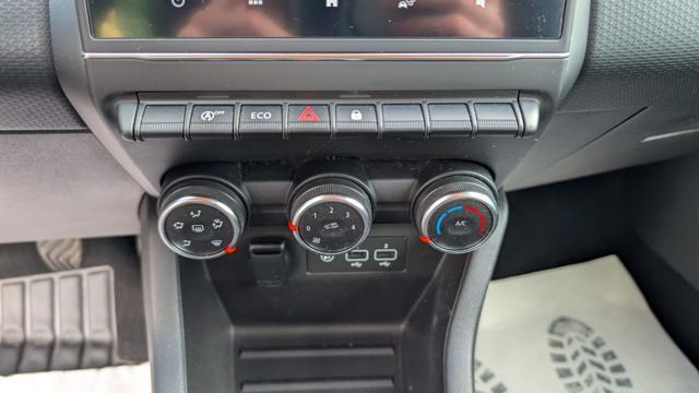 RENAULT Clio 1.0 BENZINA 90CV 5 PORTE OK NEOPATENTATO