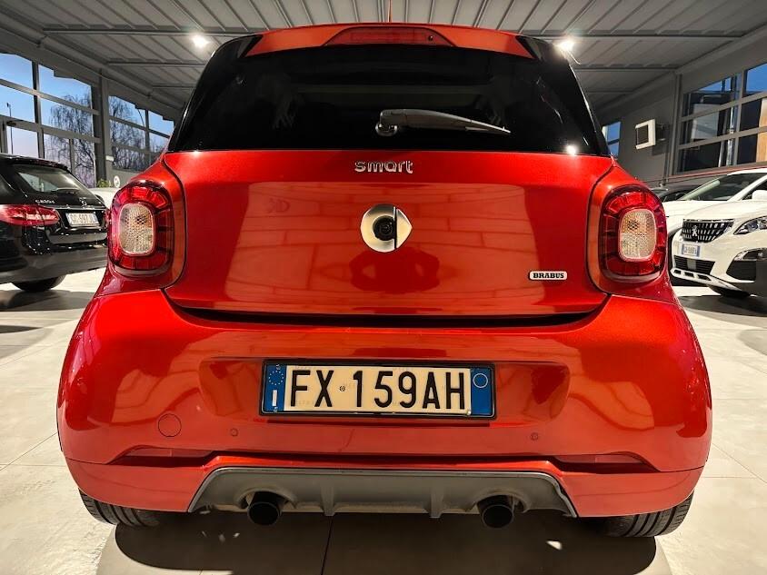 Smart brabus FOR FOUR XLLUSIVE 109CV-JBL