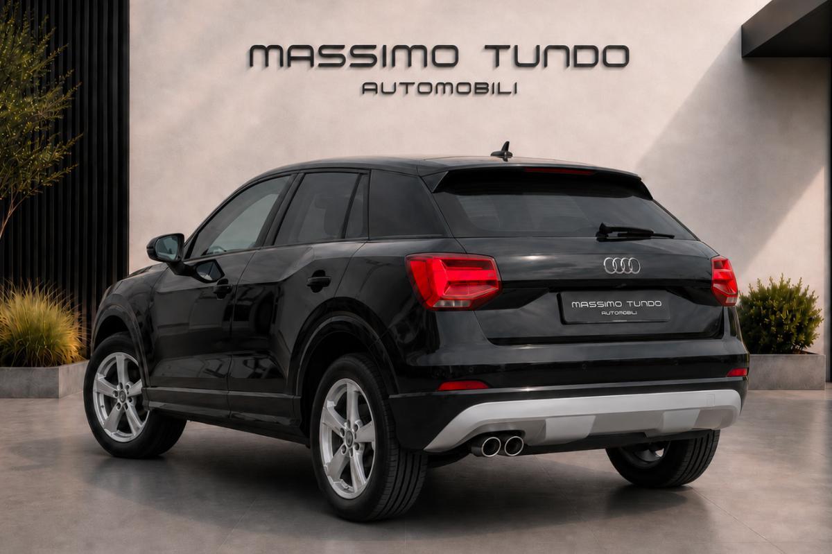 AUDI Q2 35 TFSI S tronic Admired Advanced