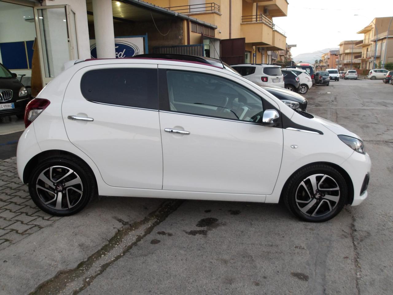 Peugeot 108 5 Porte 108 5p 1.2 puretech Allure Top! E6