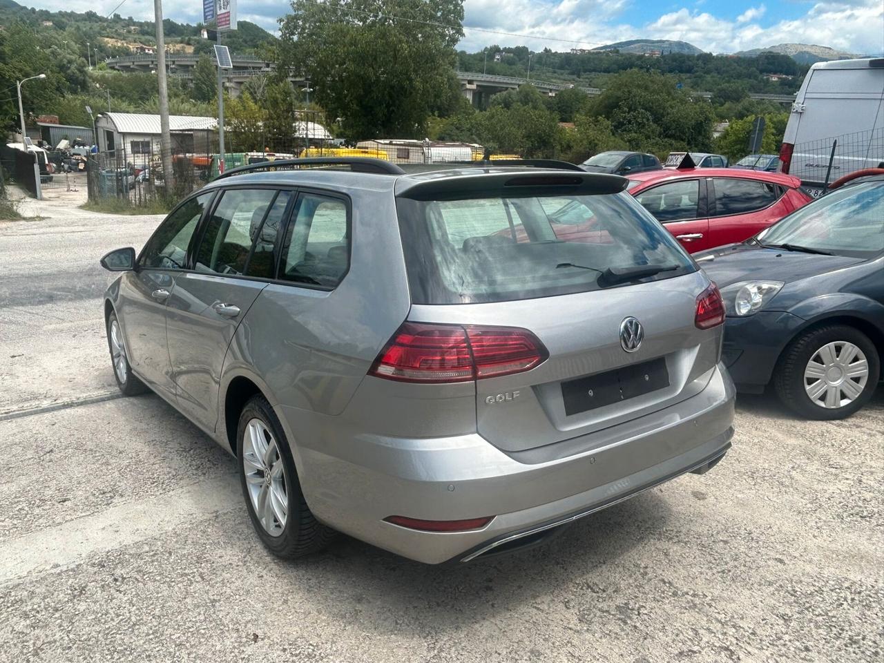 Volkswagen Golf Variant 1.6 TDI 115 CV Business BlueMotion Technology