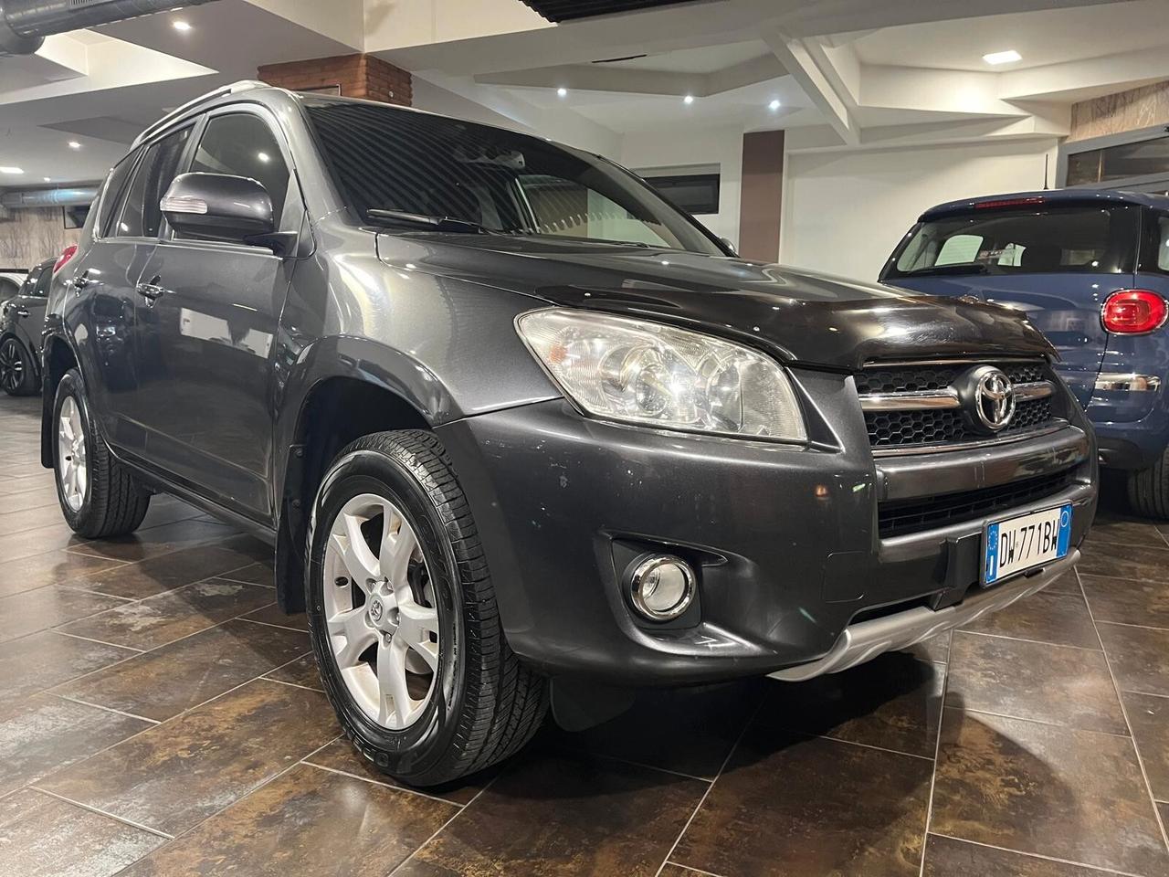 Toyota RAV 4 RAV4 2.0 MultidriveS Luxury