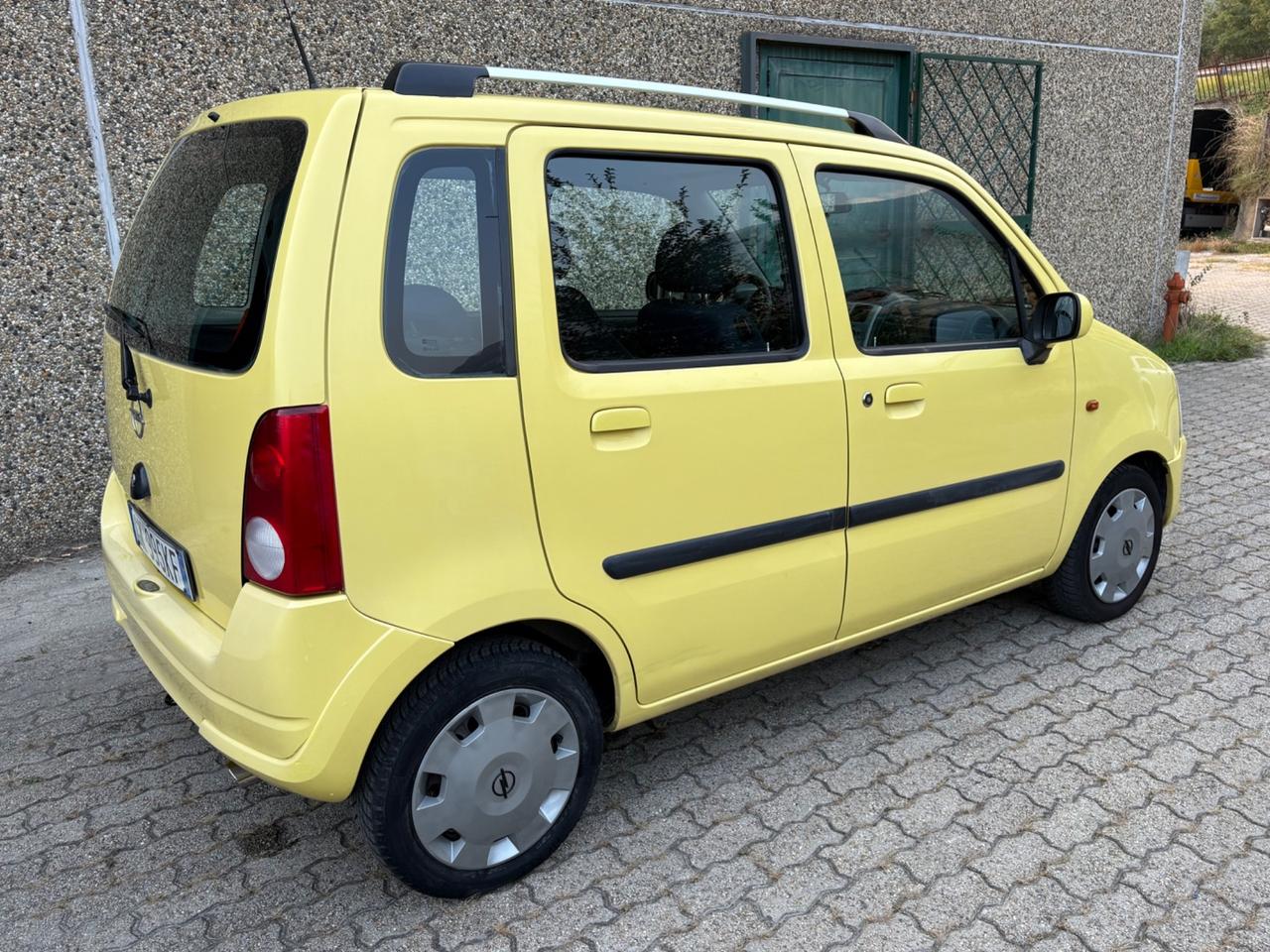 Opel Agila 1.0 12V Enjoy