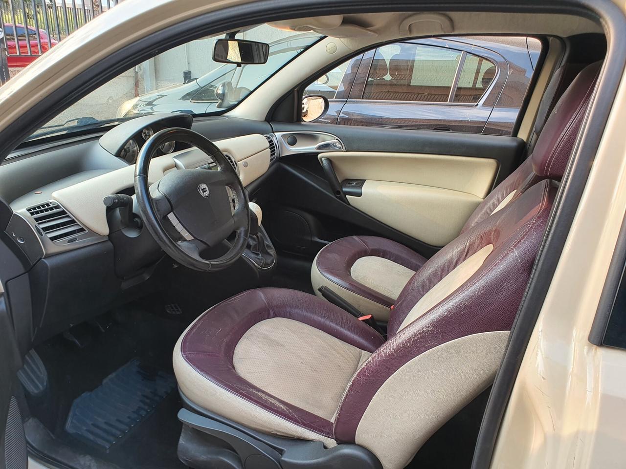 Lancia Ypsilon 1.3 MJT Turbina bassa