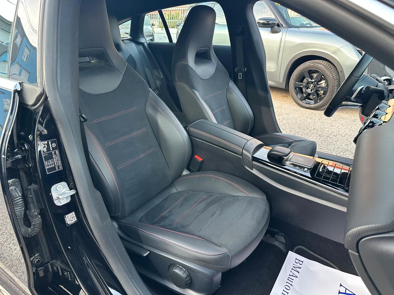 MERCEDES CLA 180D SHOOTING BRAKE PREMIUM AMG - AUTO - KAMERA - NAVI - LED