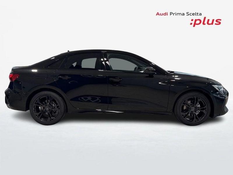 Audi A3 Sedan S line edition TFSI 110 kW S tronic KM0