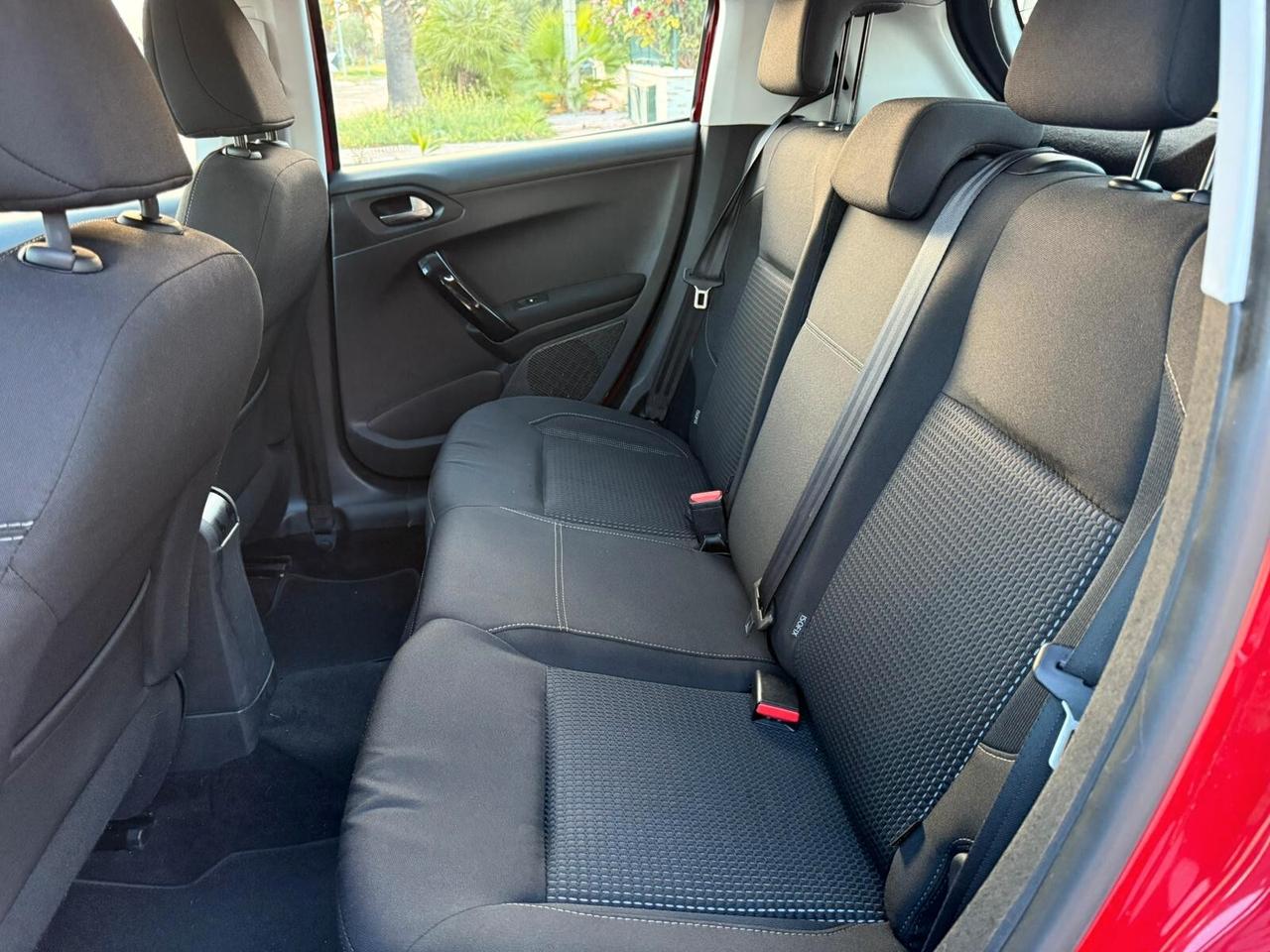 Peugeot 208 Hdi - 75 cv Full Optional
