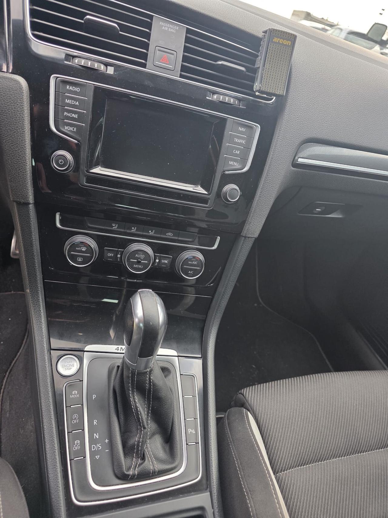 Volkswagen Golf GTI Performance 2.0 TSI DSG 5p. BlueMotion Technology