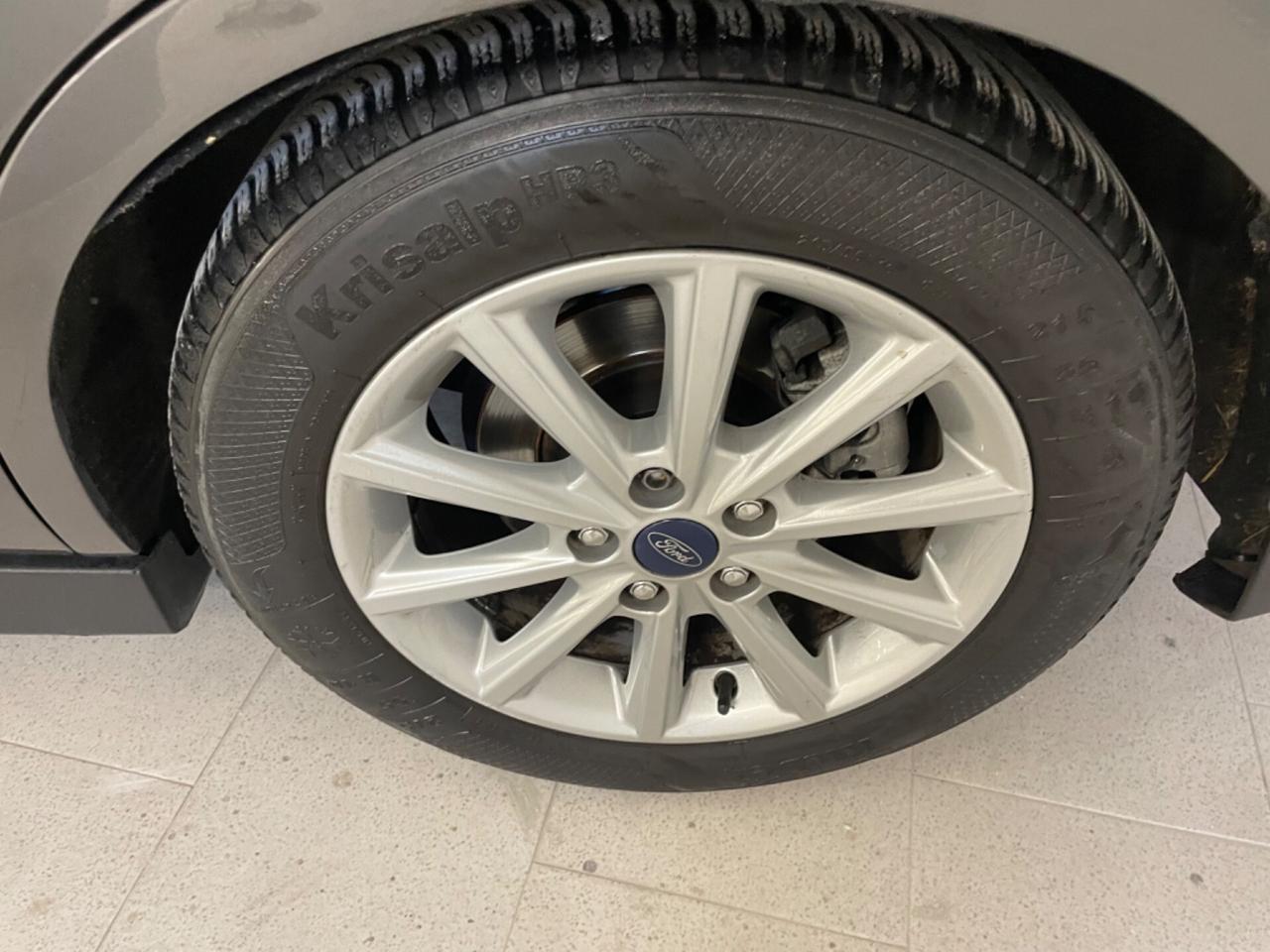 Ford C-Max 1.6 120CV GPL Titanium Come Nuova !