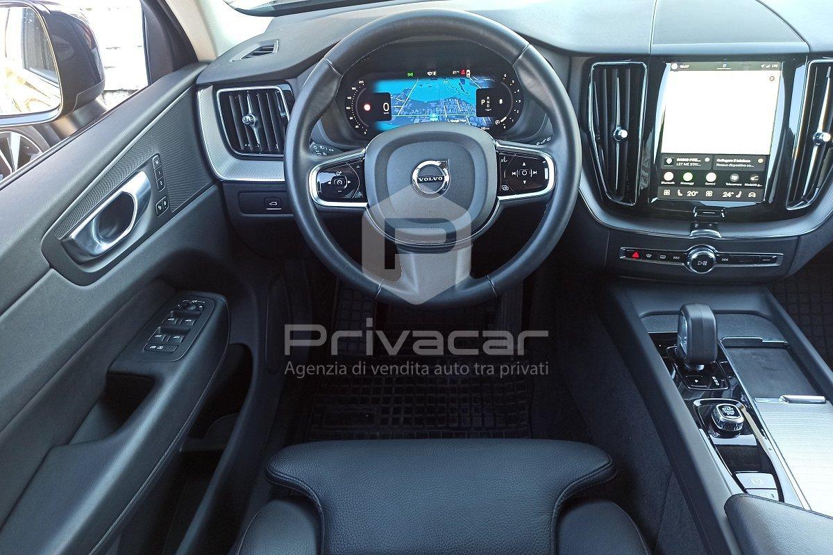 VOLVO XC60 B4 (d) automatico Plus Dark