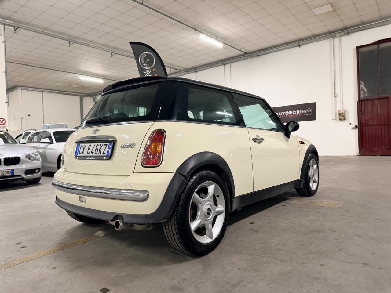 Mini 1.6 16V Cooper