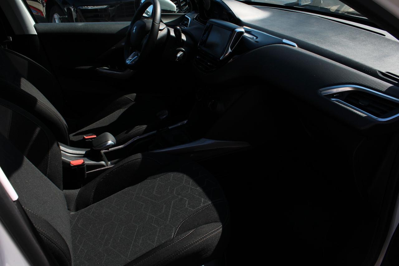 Peugeot 2008 1.2 PureTech 82 Allure
