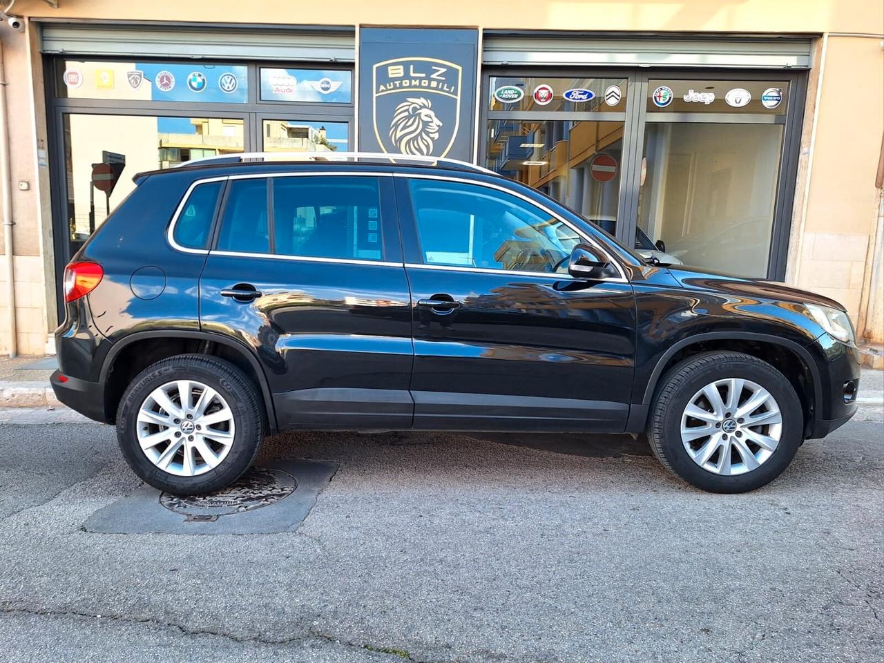 Volkswagen Tiguan 2.0 16V TDI DPF Sport & Style (18°)