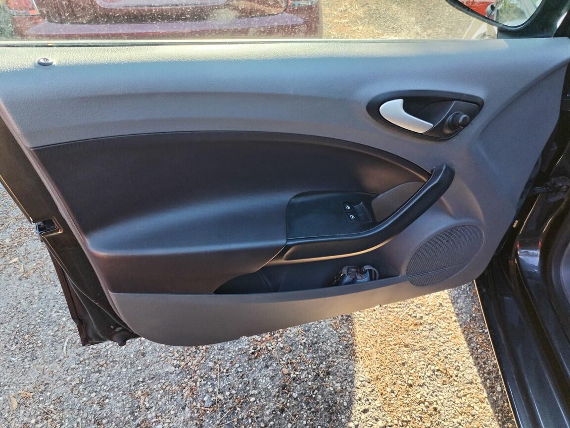 Seat Ibiza 1.2 70 CV 5p. Reference GPL 112000KM 10/2010