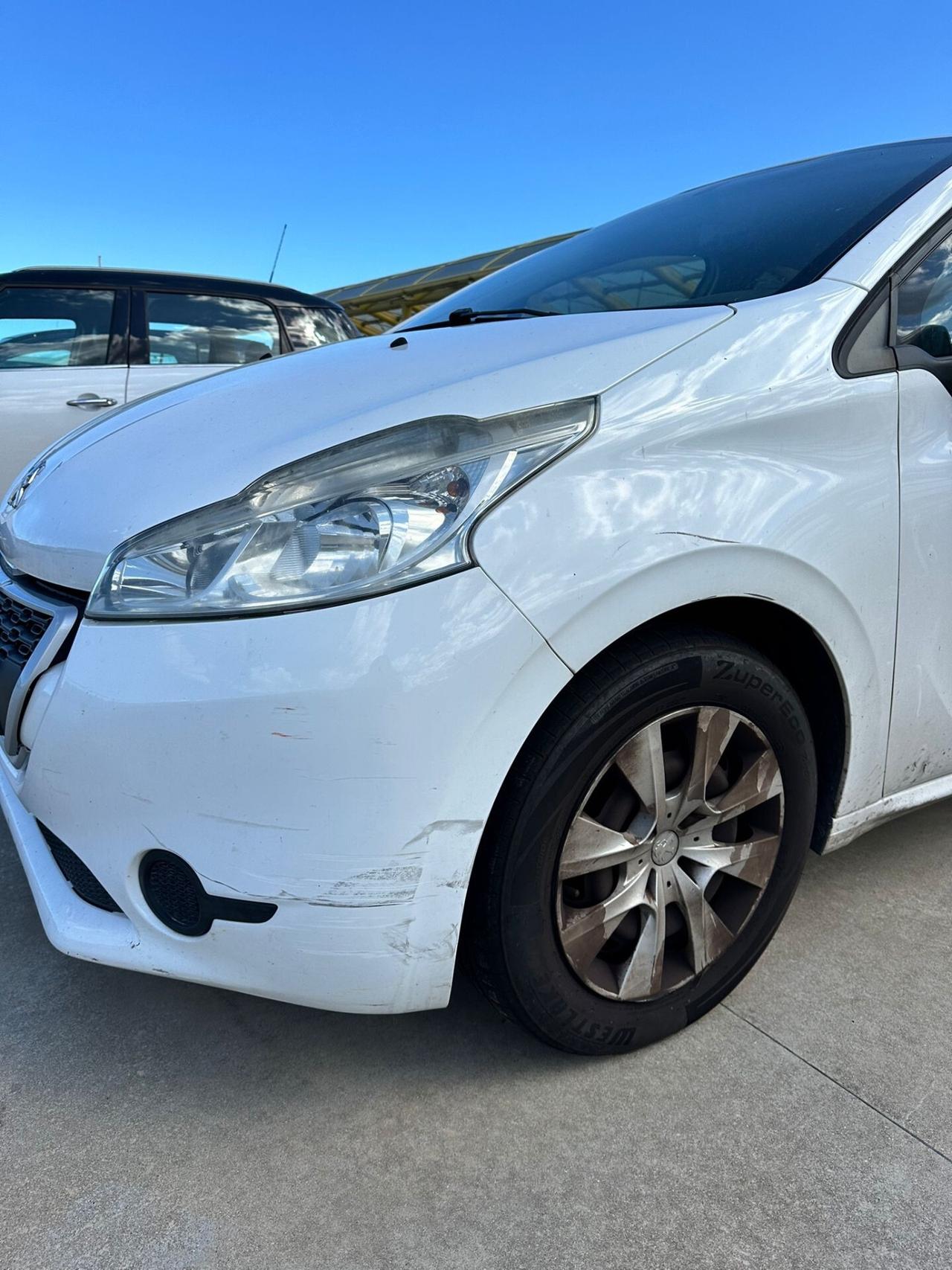Peugeot 208 1.2 VTi 82 CV 5 porte Access