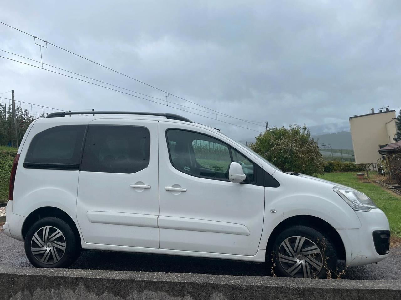 CITROEN BERLINGO MULTISPACE 1.6 HDi 100 5 POSTI FEEL COMBI N1