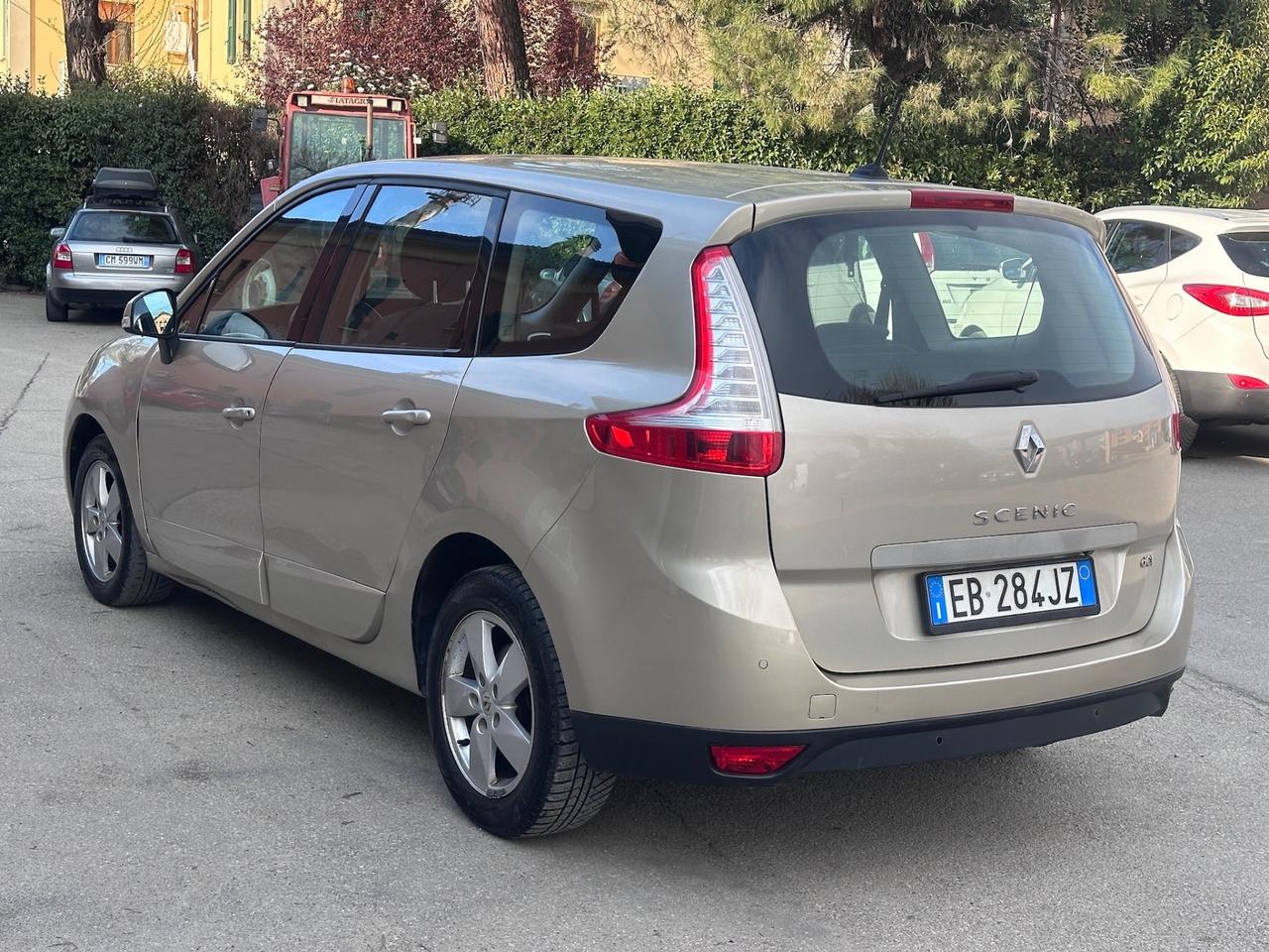 Renault Scénic 1.5 dCi 110CV Dynamique 7 posti