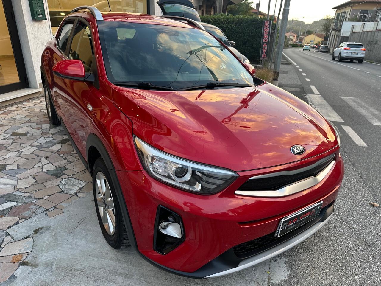 Kia Stonic 1.4 MPI 100 CV Urban