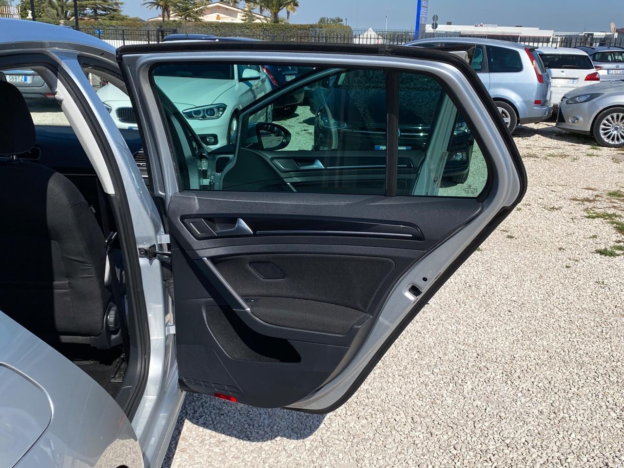 Volkswagen Golf 1.6 TDI 110 CV DSG 5p. Highline BlueMotion Technology