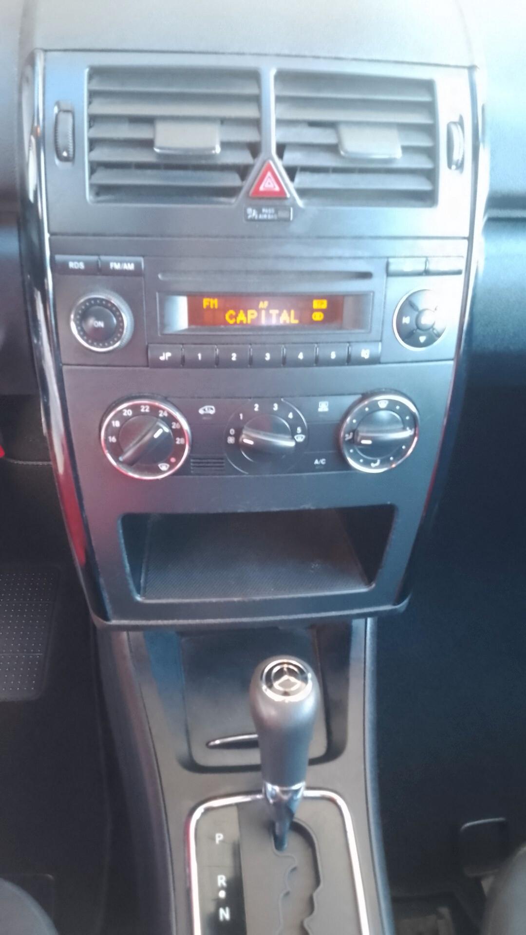 Mercedes-benz A 160 CDI automatico neop 2012