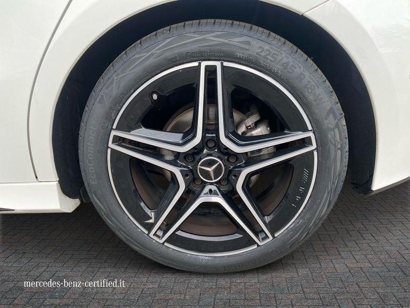 Mercedes-Benz Classe A A 180 d Premium Night edition auto