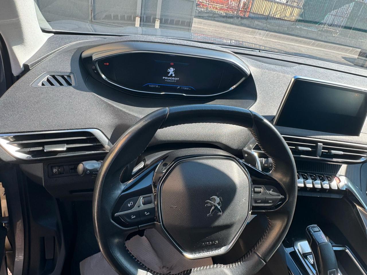 Peugeot 3008 BlueHDi 130 S&S EAT8 Business