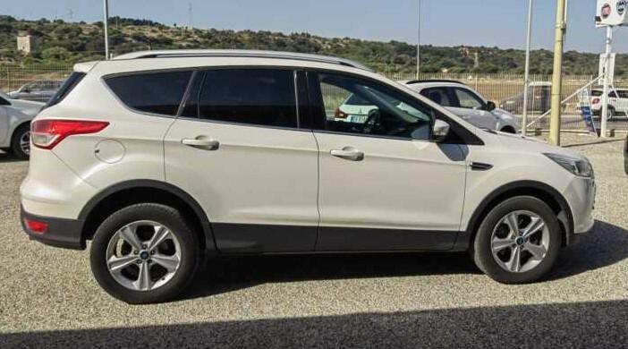 Ford Kuga 2.0Diesel 140CV4x4 Titanium - AUTOMATICA -