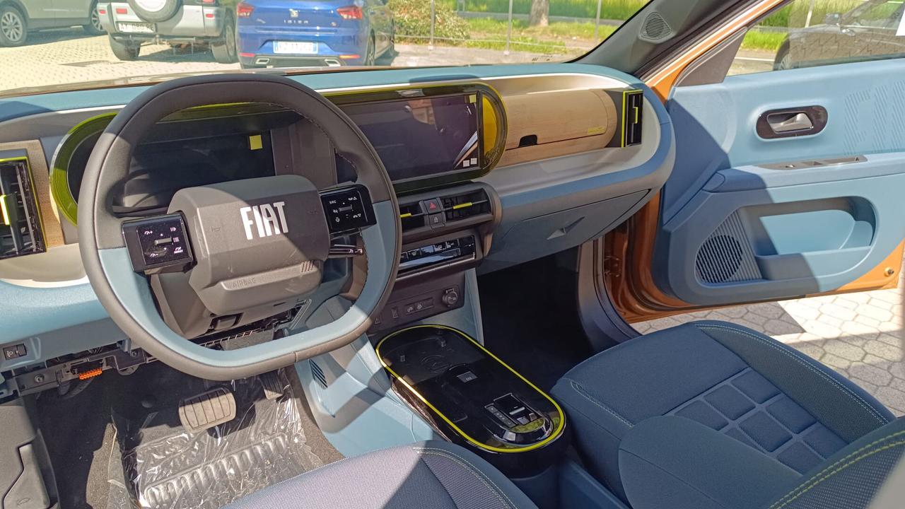 FIAT GRANDE PANDA IBRIDA LA PRIMA
