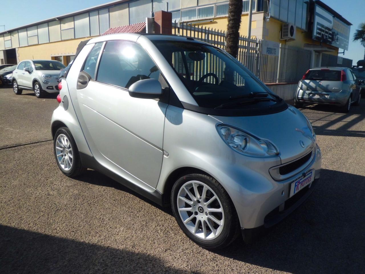 Smart ForTwo 1000 62 kW cabrio pulse
