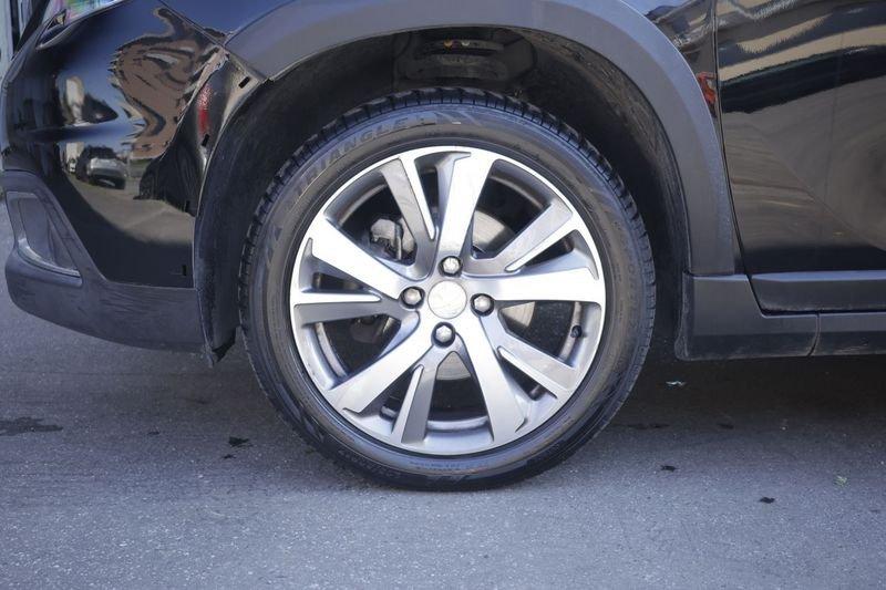 Peugeot 2008 Peugeot 2008 BlueHDi 120 S&S Black Matt Unicoproprietario