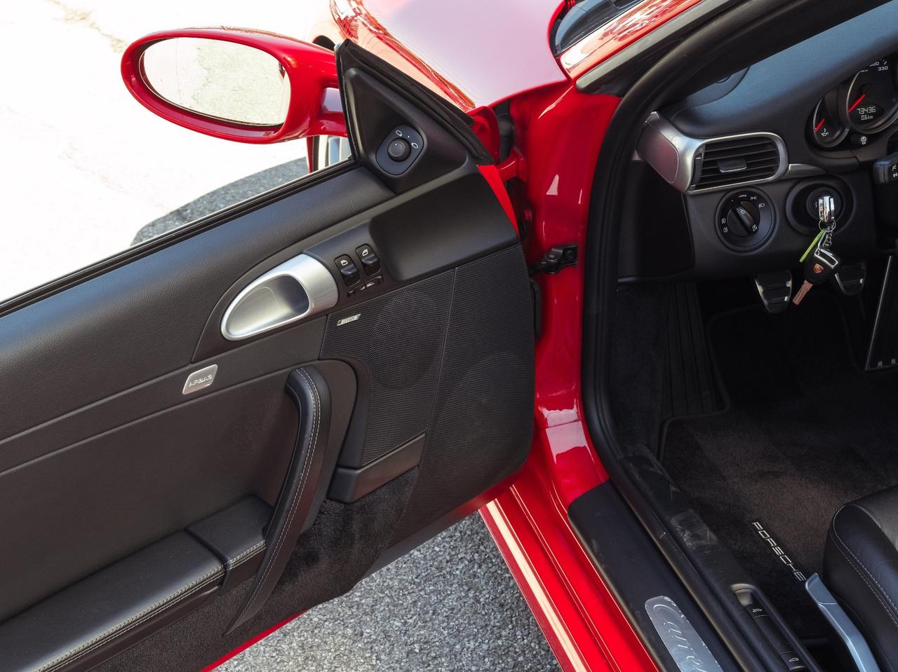 Porsche 911 Carrera 4S Cabriolet
