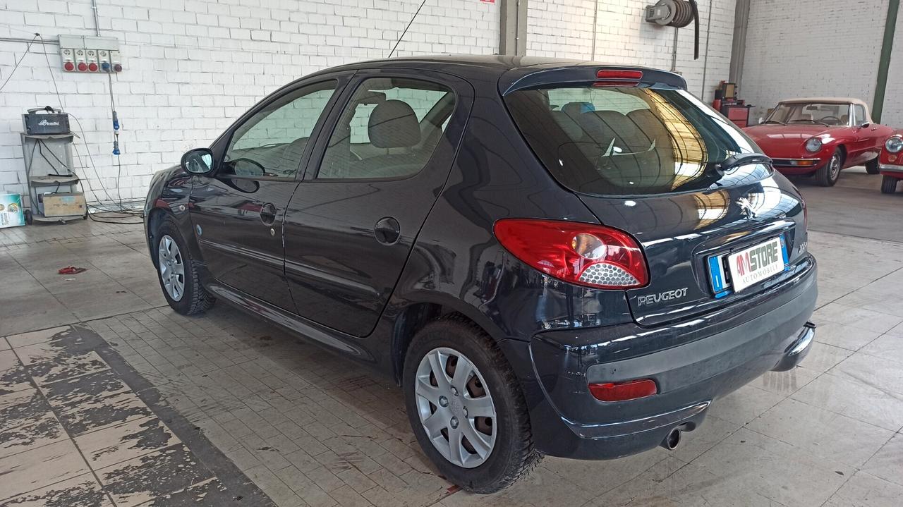Peugeot 206 Plus GPL!