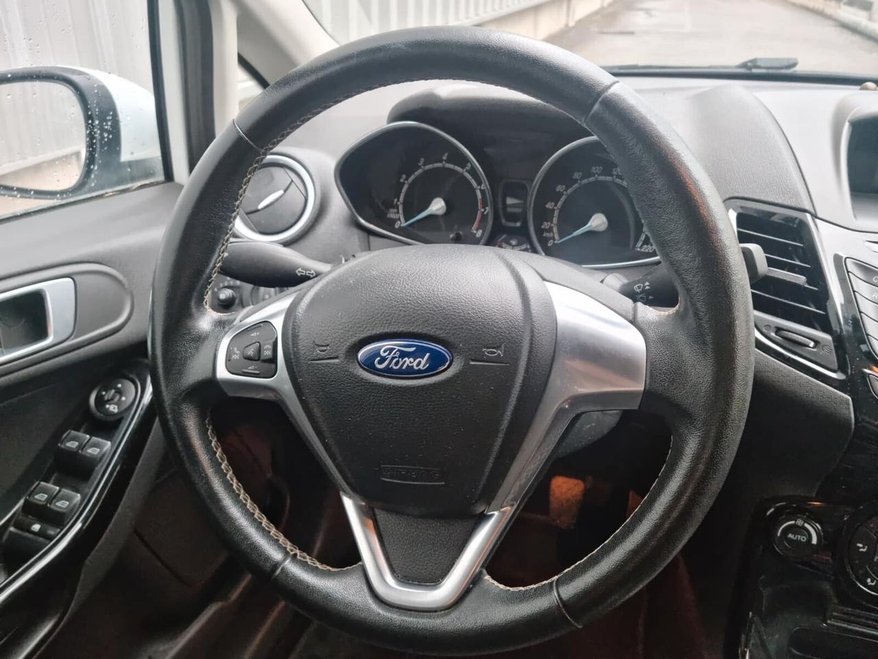 Ford Fiesta 1.0 80CV 5 porte Titanium