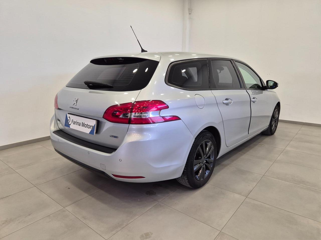 Peugeot 308 SW 1.6 bluehdi Active s&s 120cv - UNIPROPRIETARIO - NEOPATENTATI - Sens. Park - Clima