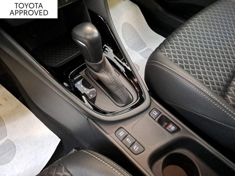 Toyota Yaris 1.5H LOUNGE