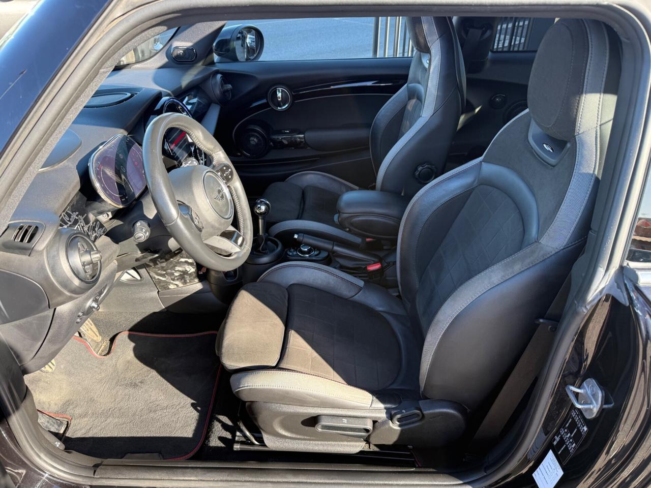 Mini John Cooper Works 2.0 JCW 231cv CambioMANUALE