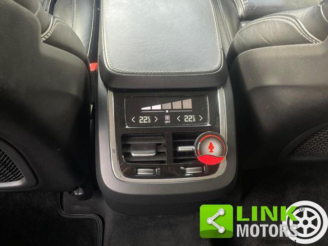 VOLVO XC90 D5 AWD Geartronic 7 posti Inscription