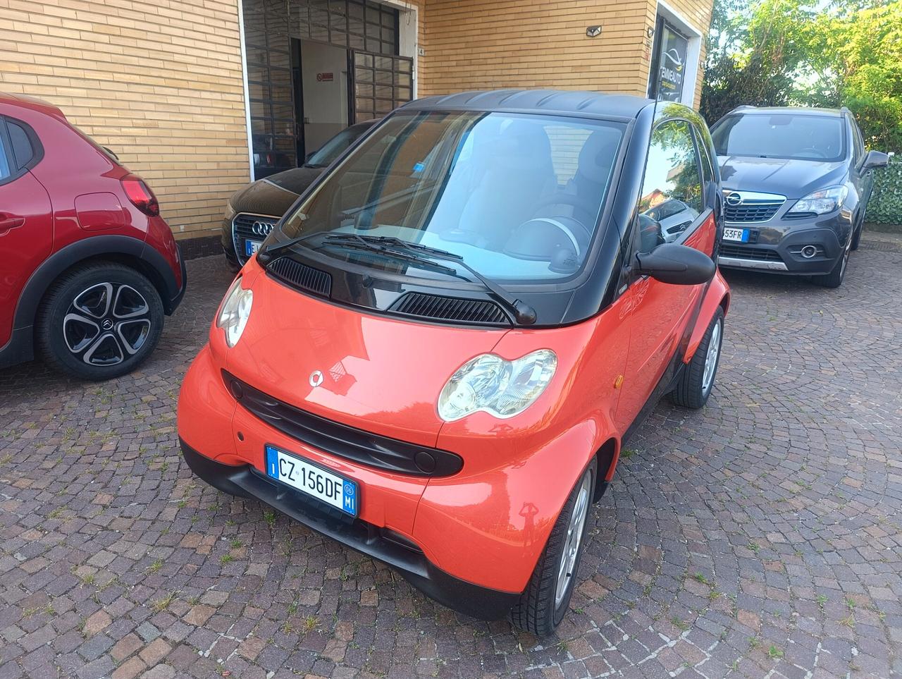 Smart ForTwo 700 coupé pure (37 kW)