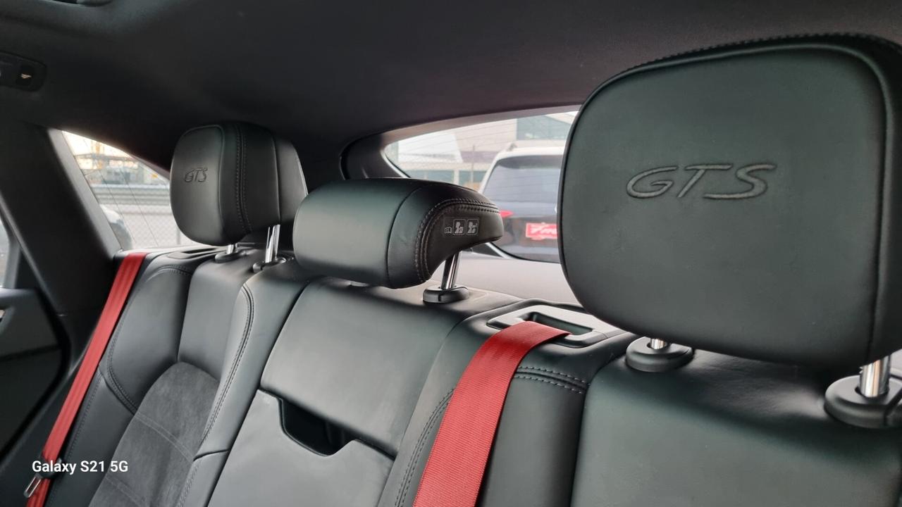 Macan 3.0 GTS 381cv pdk Tetto Pano.Scarichi Sportivi