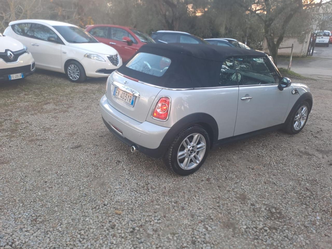 Mini Mini 1.6 16V Cooper D Cabrio