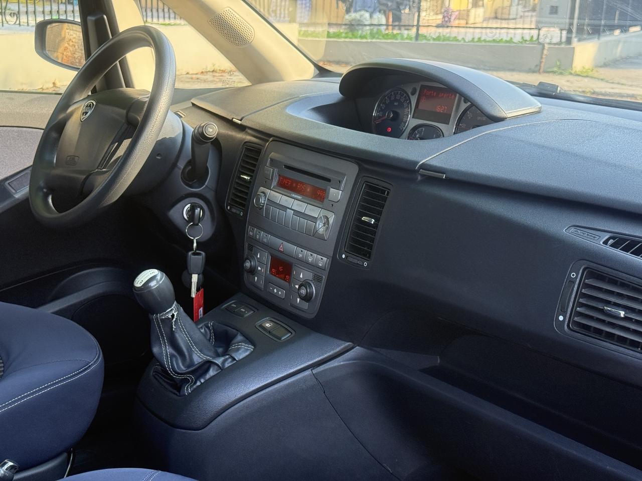 Lancia MUSA 1.6 Multijet Poltrona Frau