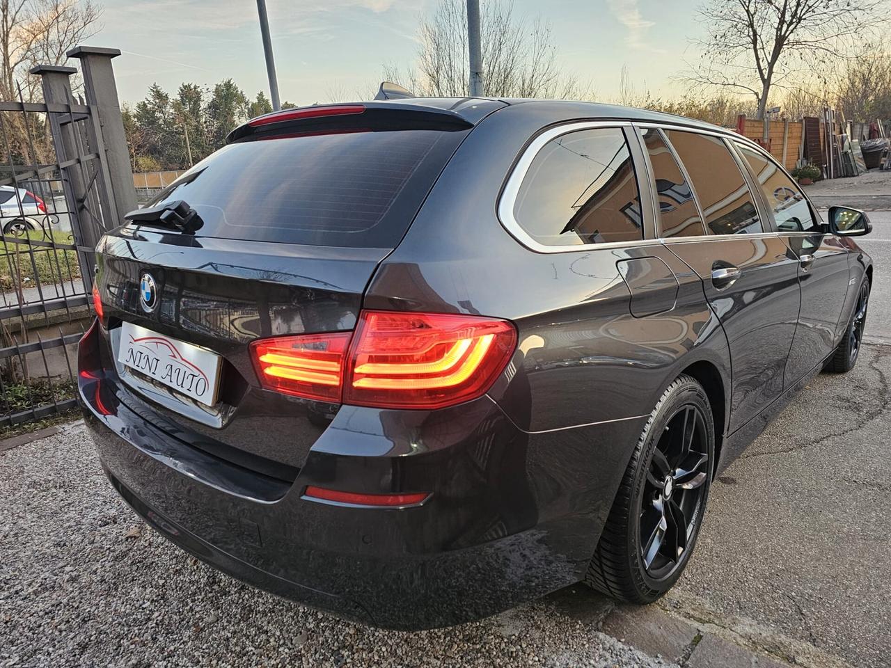 Bmw 520d 190cv xDrive Touring Business*Navi*Bi-Xeno*Euro6