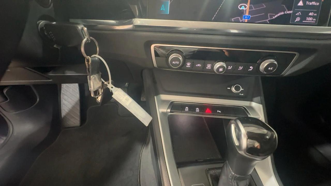AUDI Q3 MY2019 2.0 TDI 150CV STRONIC SPORT EDITION