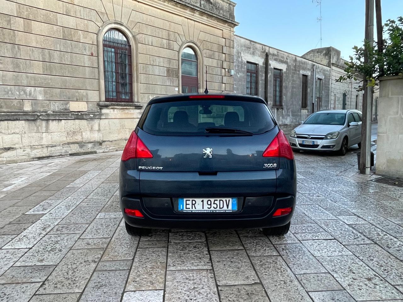 Peugeot 3008 1.6 HDi 115CV