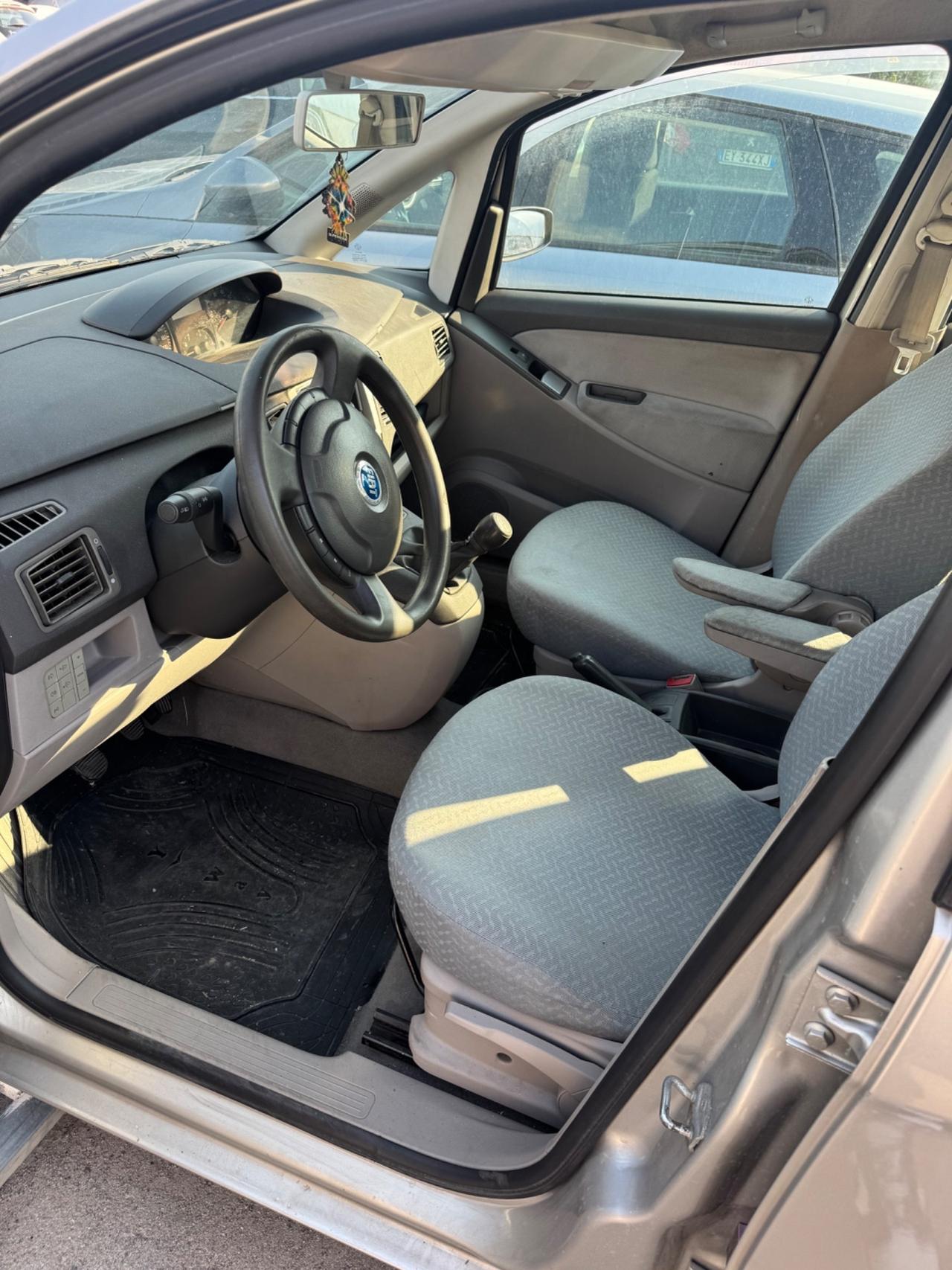 Fiat Idea 1.3 Multijet 16V Active