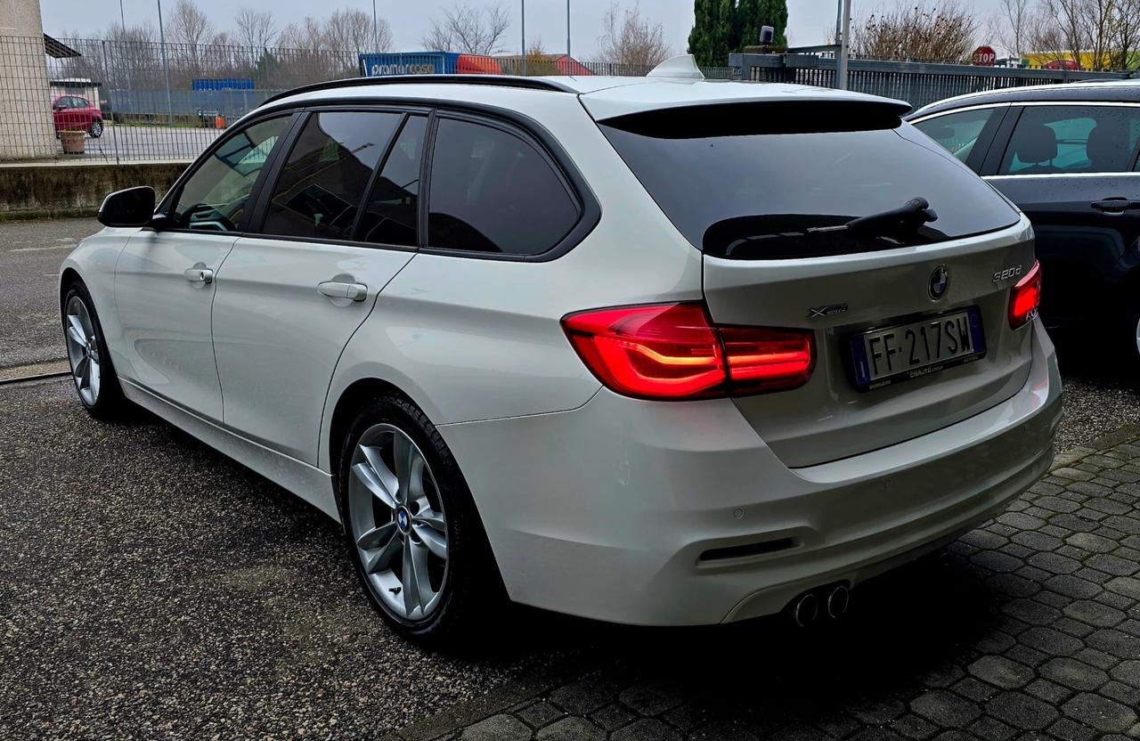 Bmw 320 320d xDrive Touring Luxury AUTOMATICA