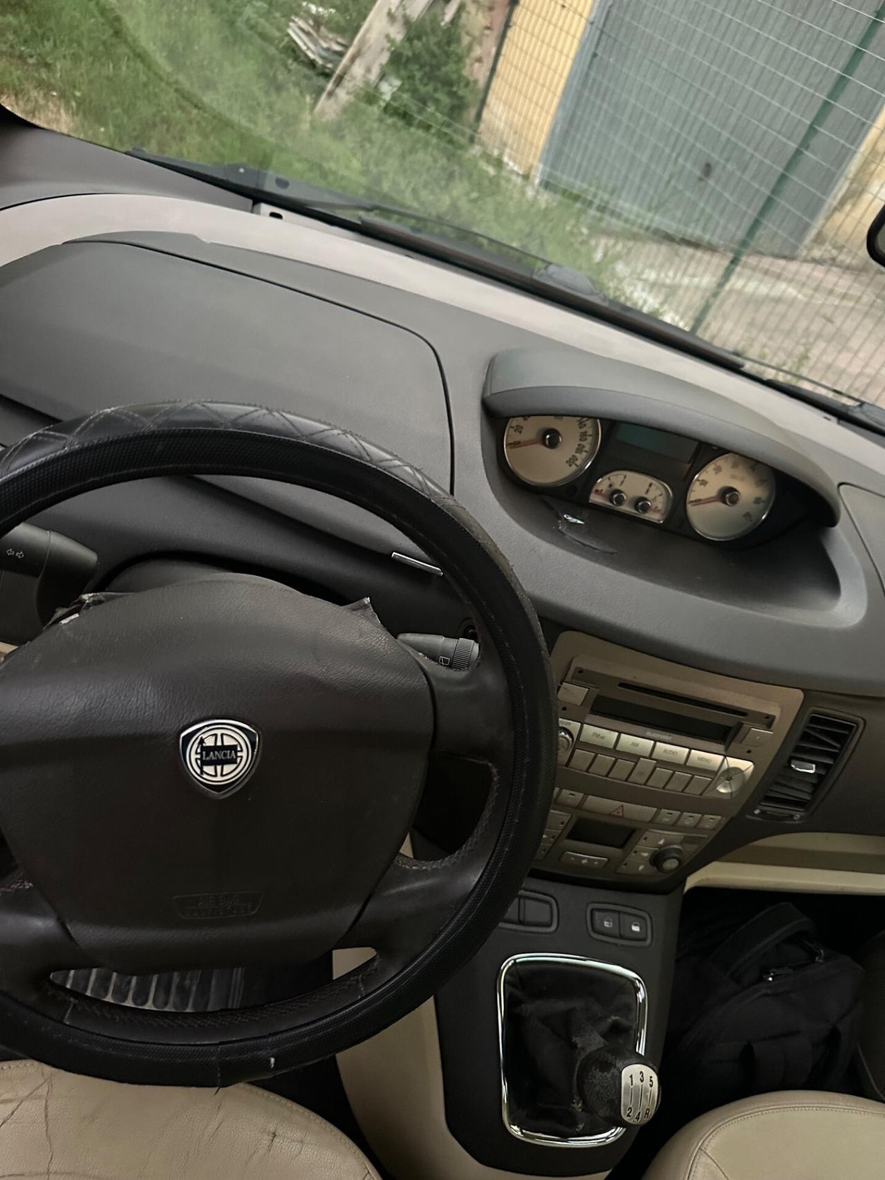 Lancia MUSA 1.3 Multijet 16V 90 CV Platino Plus