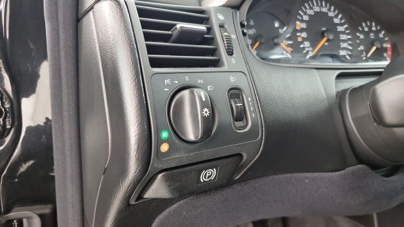 Mercedes-Benz Classe E E 200 Kompressor cat Avantgarde ASI