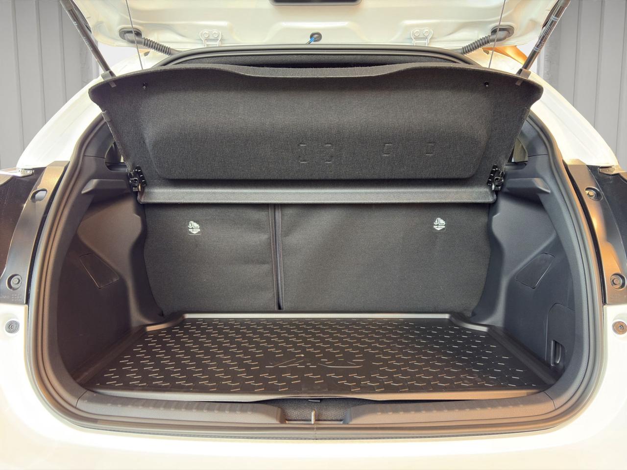 Toyota Yaris 1.5h 130 Lounge