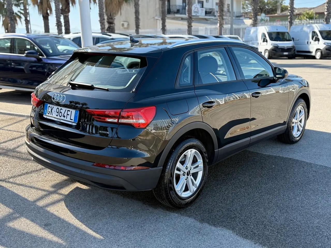 Audi Q3 35 TDI quattro S tronic Business